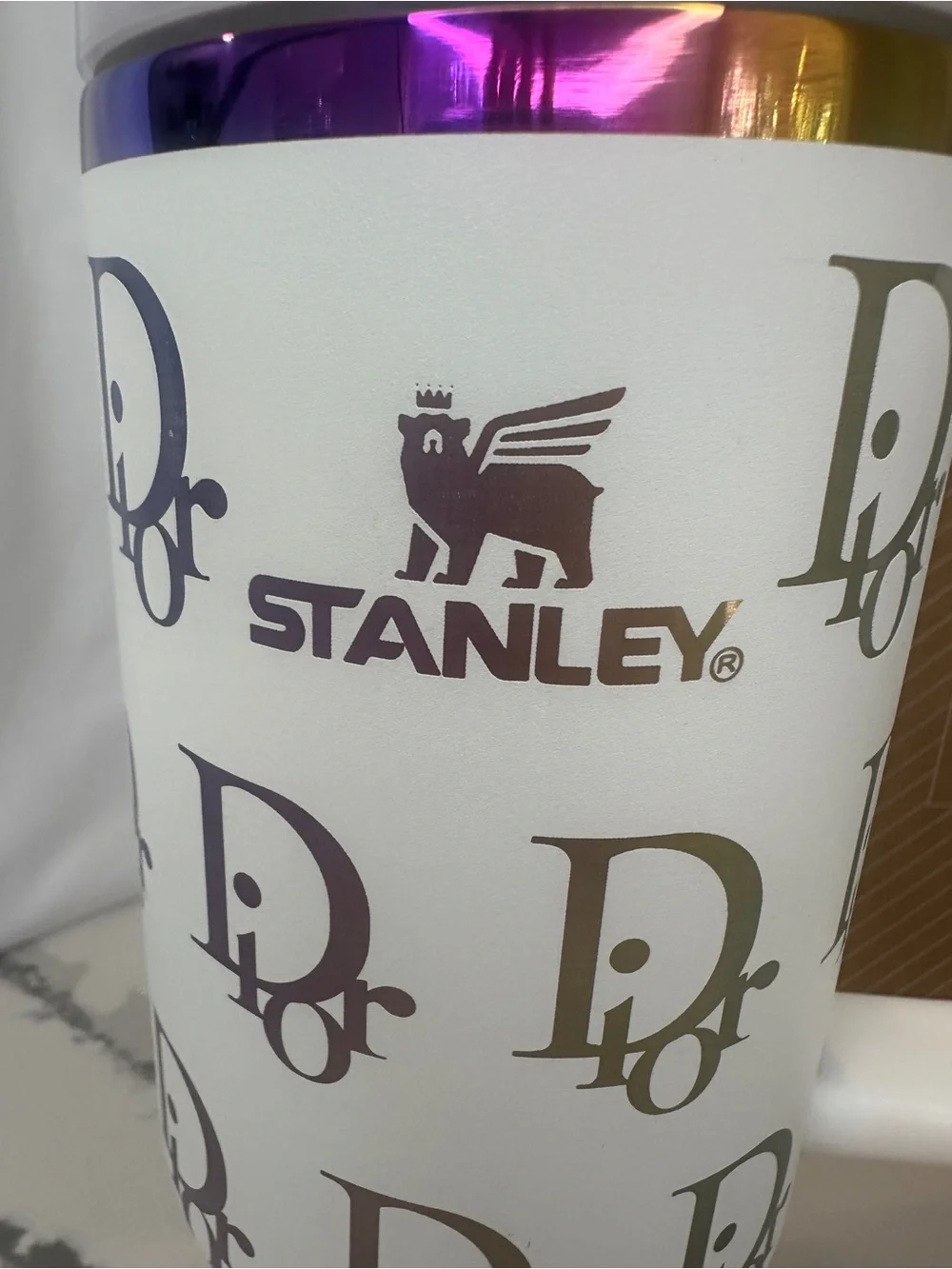 Dior Style White Monogram 40oz Stanley Rainbow Oil Slick w/Box READ DESCRIPTION - Picture 4 of 6